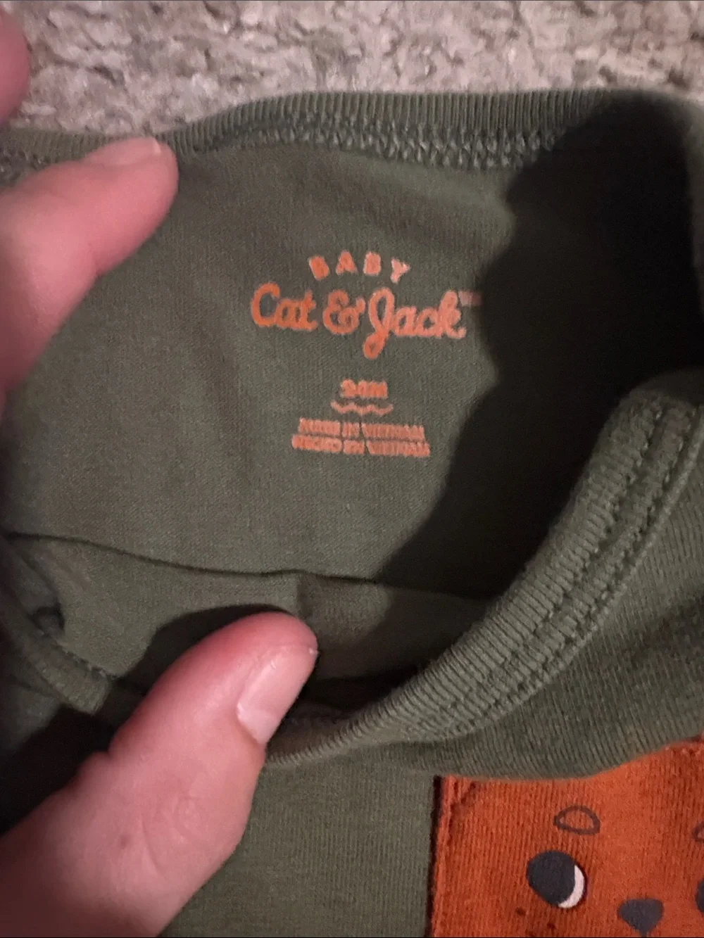 24mo cat & jack Kids Olive Green Long-Sleeve One-Piece Bodysuit with Bear Pocket